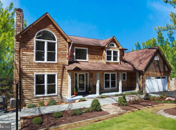 10716 LAKE FOREST DRIVE, MANASSAS, VA 20112