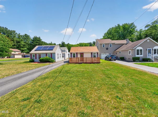 223 Vly Road, Schenectady, NY 12309