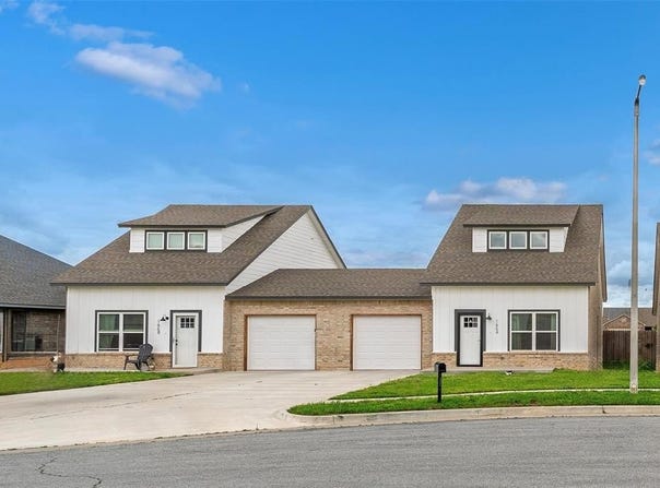 1664 Comice Drive, Newcastle, OK 73065