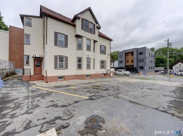16 Hurlburt Street, New Britain, CT 06051