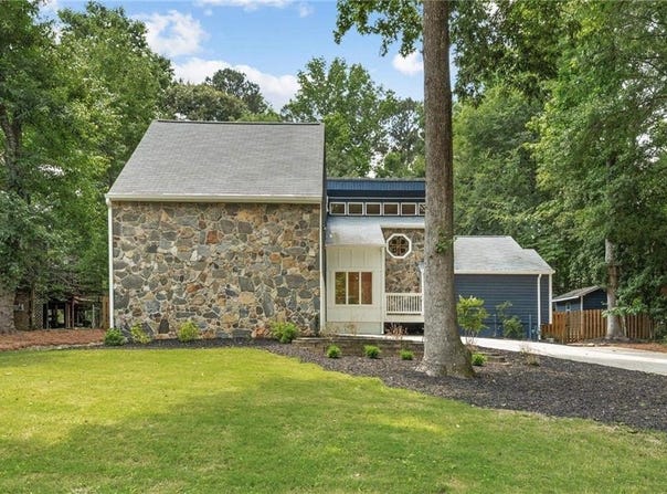5296 Amhurst Dr., Peachtree Corners, GA 30092