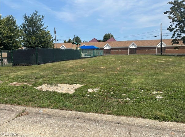1039 Streator Place, Lorain, OH 44052