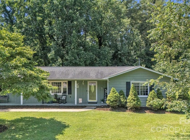 116 Eastwood Park Drive SE, Lenoir, NC 28645