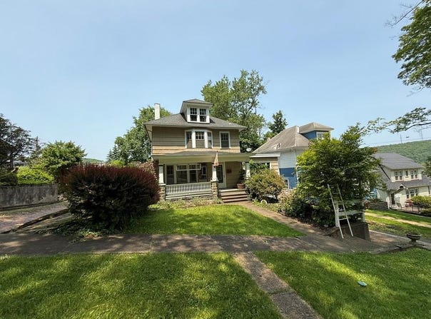 1530 Buffalo Street, Franklin, PA 16323
