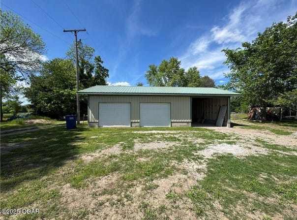 307 N Magnolia Avenue, Columbus, KS 66725
