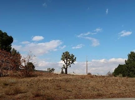 Camino Hermanos, Lancaster, CA 93536