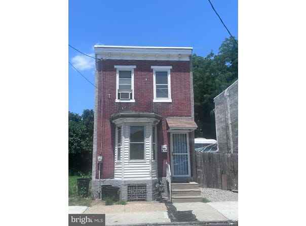 579 PINE STREET, CAMDEN, NJ 08103