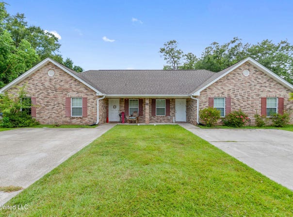 207 Reed Avenue, Long Beach, MS 39560