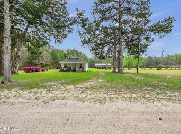 129 Egypt Road NW, Ash, NC 28420
