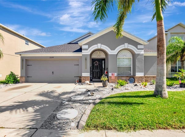 2239 ROANOKE SPRINGS Drive, RUSKIN, FL 33570