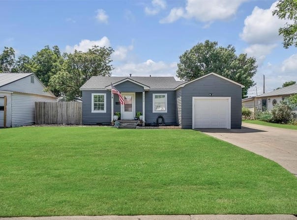 1709 Oklahoma Drive, Altus, OK 73521