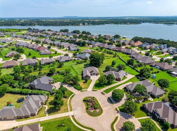3201 Steamers Court, Granbury, TX 76049