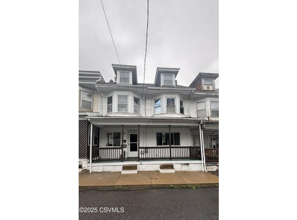 1211 W MULBERRY Street, Coal Township, PA 17866