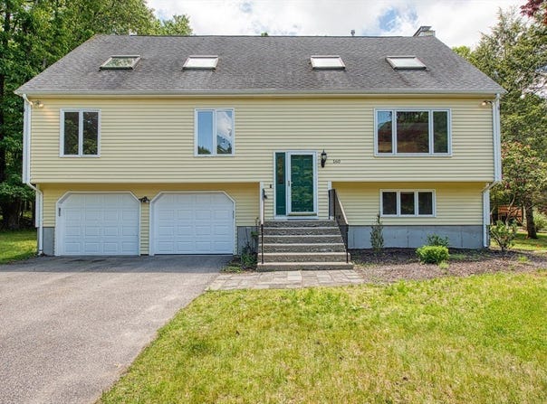 160 Hampton Road, Sharon, MA 02067