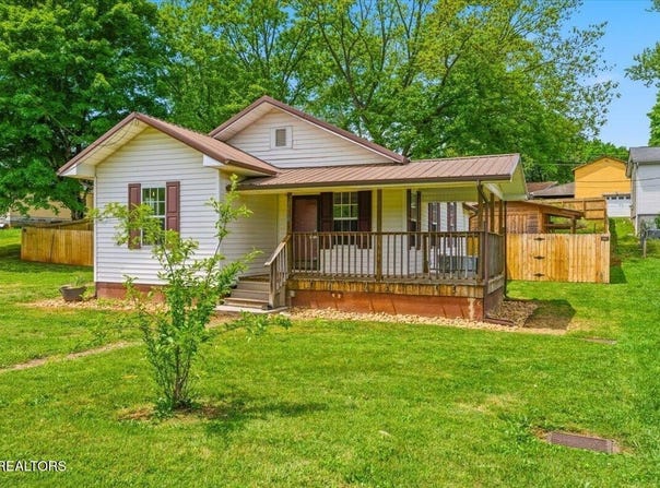 714 Steekee Rd, Loudon, TN 37774