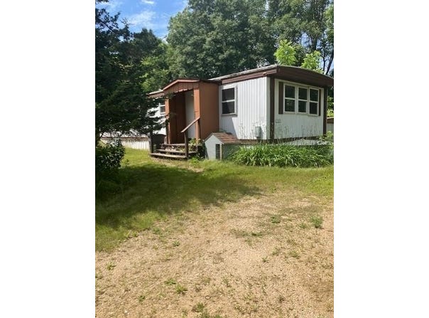 2927 Lincoln Avenue, Oxford, WI 53952