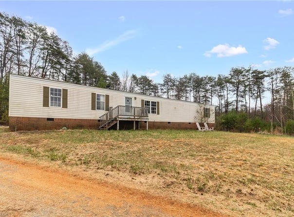 216 Star View Drive, King, NC 27021