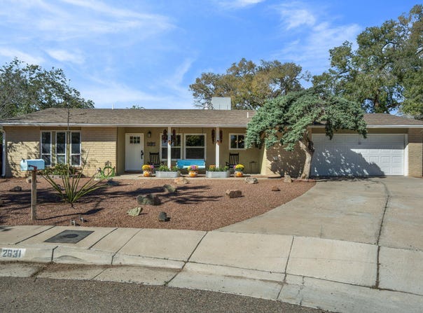 2631 Matthew Place NW, Albuquerque, NM 87104