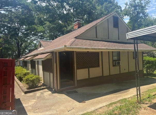 718 South, Forest Park, GA 30297