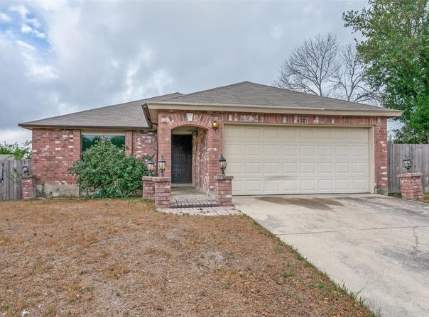 4223 Lakebend W Dr, San Antonio, TX 78244