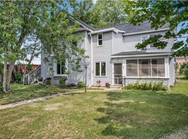 208 4th Street, Sandstone, MN 55072