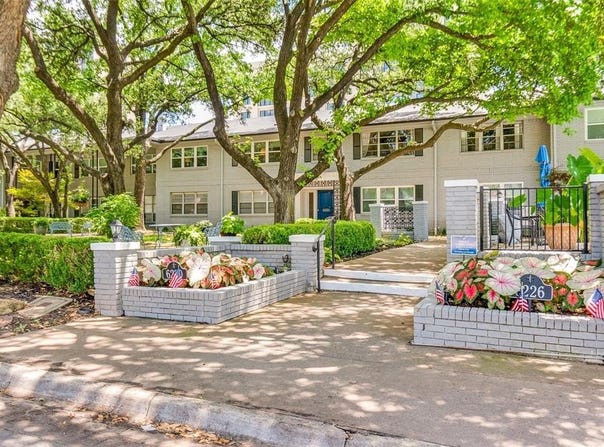 6230 Bandera Avenue, Dallas, TX 75225