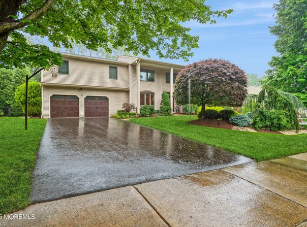 5 Stone Lane, Marlboro, NJ 07746