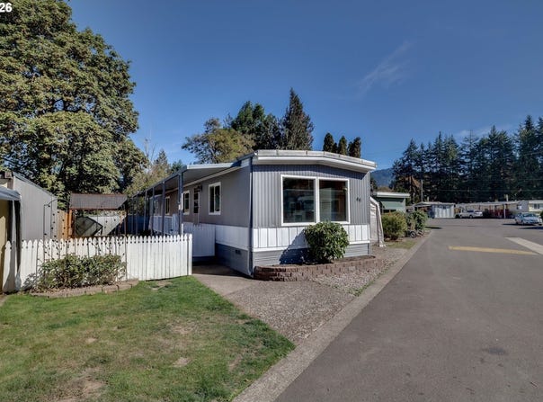 3950 COBURG Rd, Eugene, OR 97408
