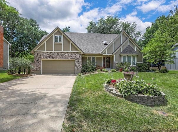 11512 Hadley Street, Overland Park, KS 66210
