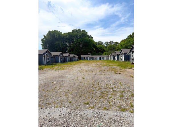 2905 E 12th Ave, Sheffield, AL 35660