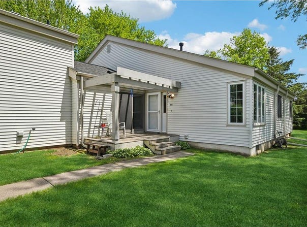 383 Elan Court, Woodbury, MN 55125