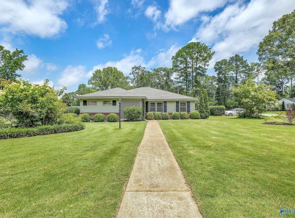 2024 Birch Street SE, Decatur, AL 35601