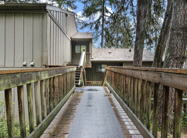 149 TREEHILL Loop, Eugene, OR 97405