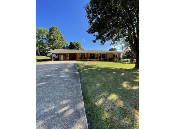 703 Center Street, Harrisburg, AR 72432