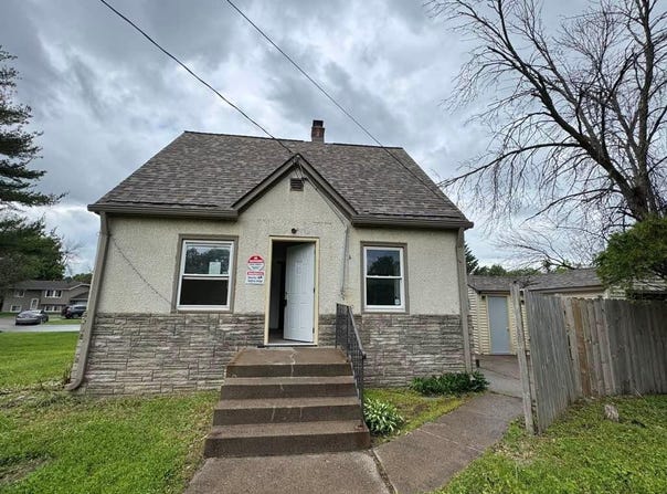 7525 Brunswick Avenue N, Brooklyn Park, MN 55443