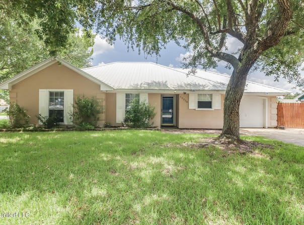 12328 Kaiser Place, Ocean Springs, MS 39564