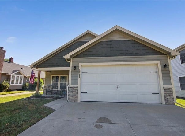 1141 S Main Street, Ottawa, KS 66067