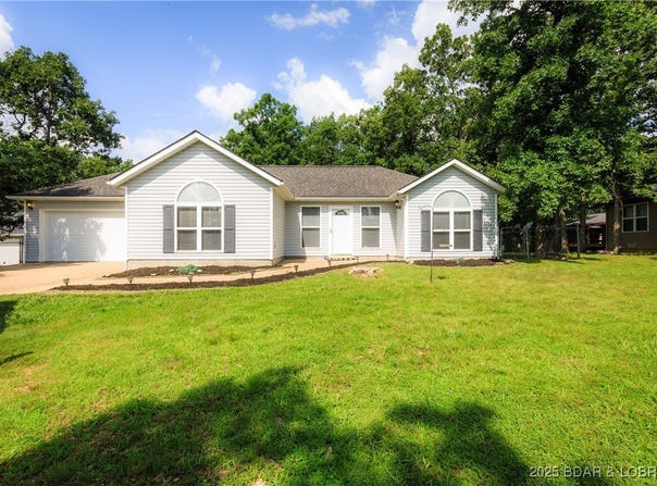 669 Ha Ha Tonka Road, Camdenton, MO 65020