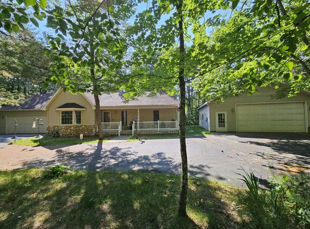 14911 King's Lane, Ocqueoc, MI 49759