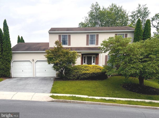 28 WILLOW WAY DRIVE, ENOLA, PA 17025