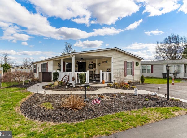 10 QUEEN ANNE WAY, SOUDERTON, PA 18964