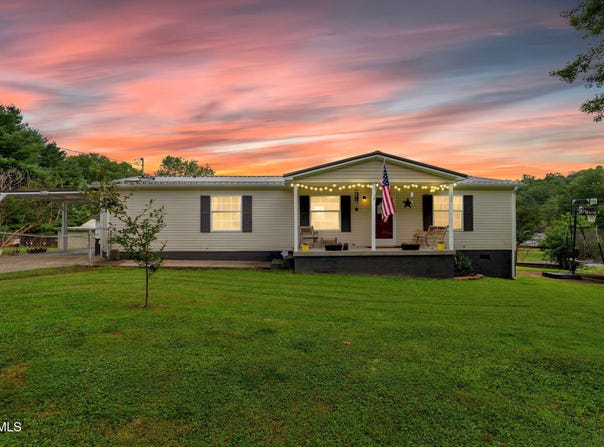 120 Henderson Lane, Gate City, VA 24251