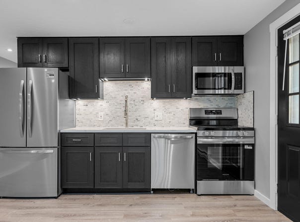 844 Route 28 unit: 9B, South Yarmouth, MA 02664