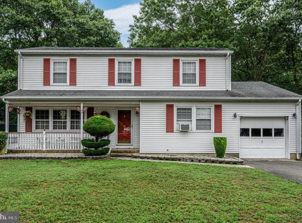 64 1ST STREET, BARNEGAT, NJ 08005