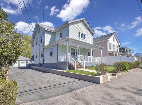 492 Metropolitan Ave, Boston, MA 02136