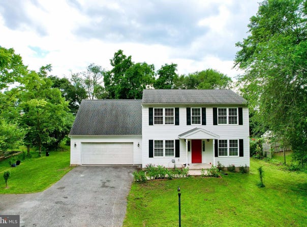 25 KILLINGER ROAD, ETTERS, PA 17319
