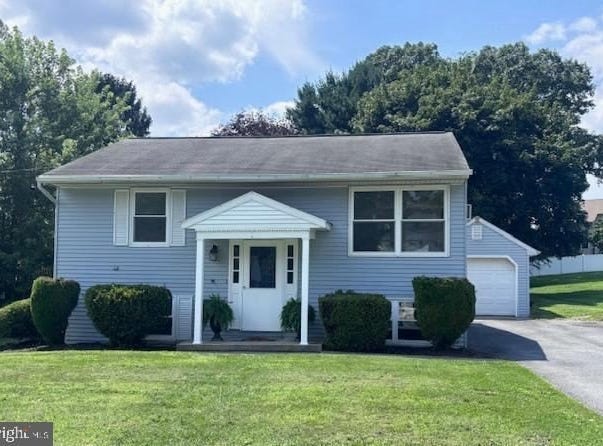 604 Charles Road, Dauphin, PA 17018