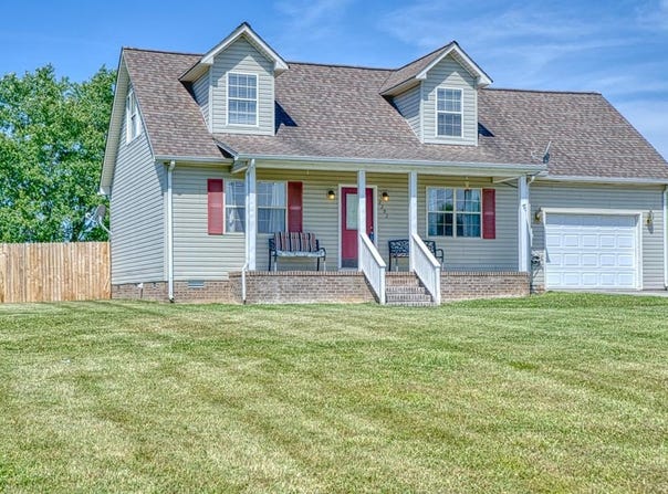 2292 Plunk Whitson Rd, Cookeville, TN 38501