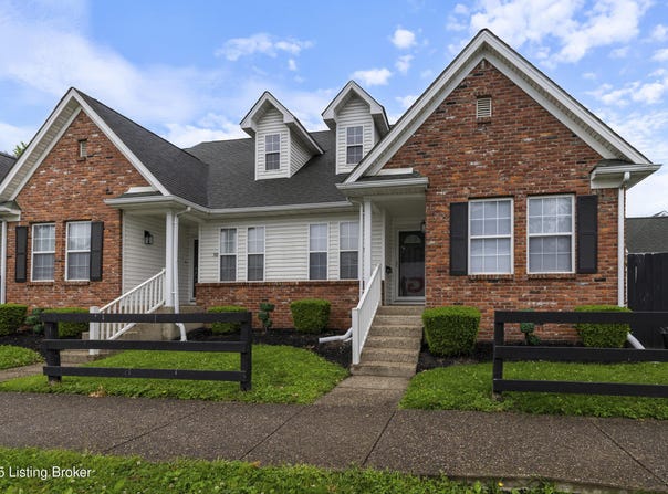 308 Louis Coleman Jr Dr, Louisville, KY 40212