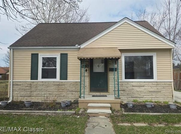 13849 Leonard Avenue, Warren, MI 48089